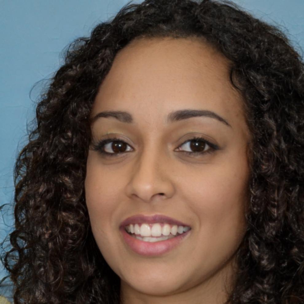 Sarah Mitchell, Lead Financial Education Instructor